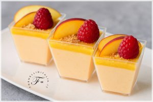 Mousse alle pesche, il dolce al cucchiaio che sa d’estate